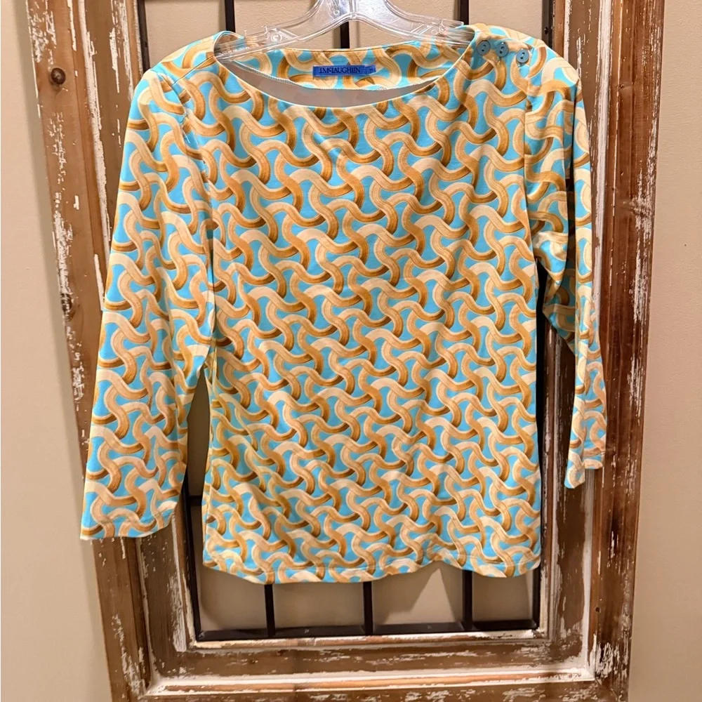 J.McLaughlin NWOT beautiful pattern top.  Catalina cloth stretch material.M - Picture 4 of 10